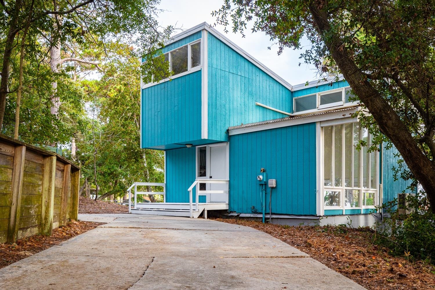 Property Photo: 615 Harbour View Drive NC 27948