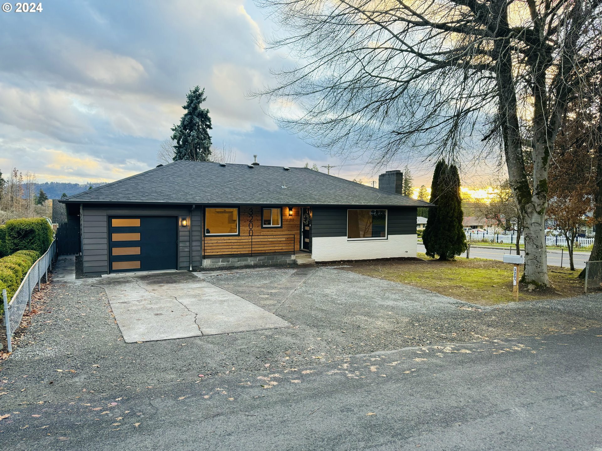 Property Photo:  3200 J St  WA 98671 