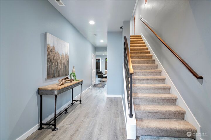 Property Photo: 27105 105th Avenue SE WA 98030