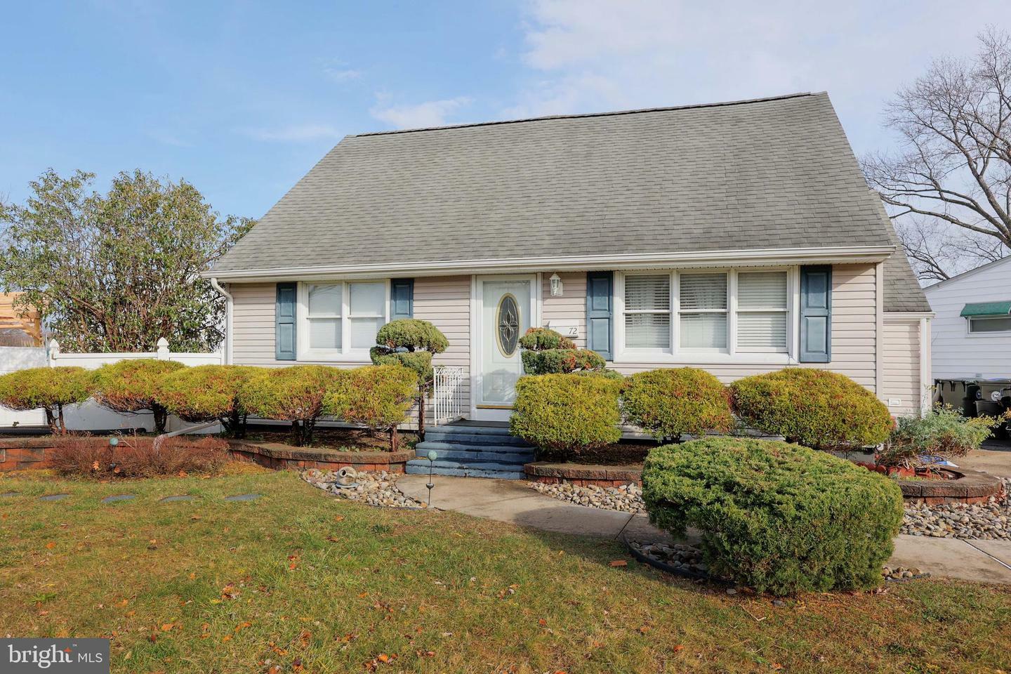 Property Photo:  72 Hinkle Drive  NJ 08505 