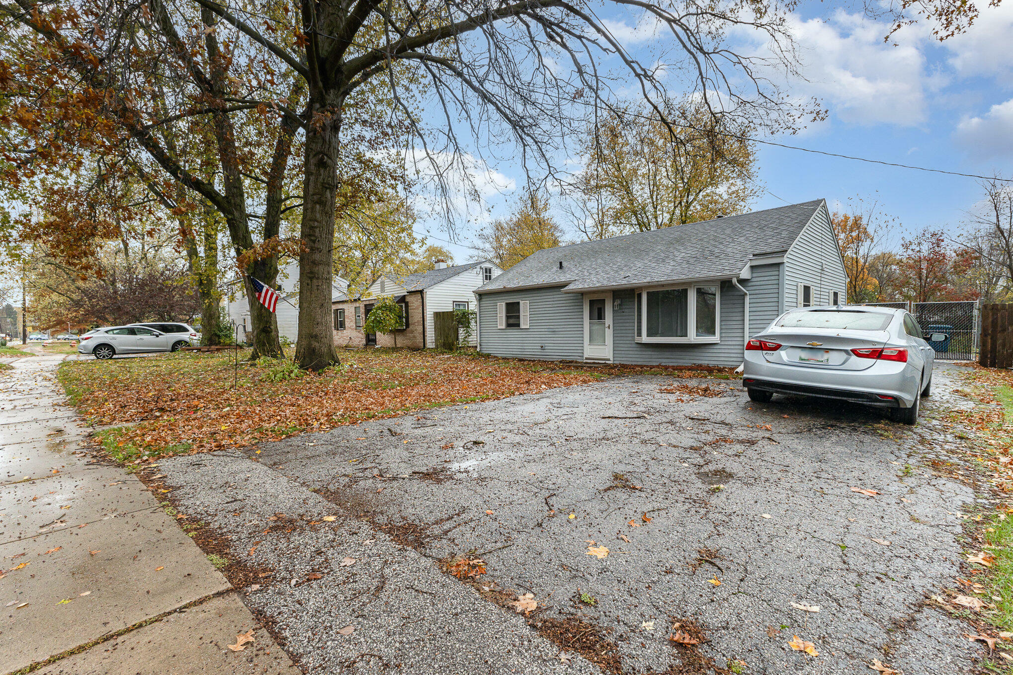 Property Photo: 300 Woodlawn Avenue IN 46304