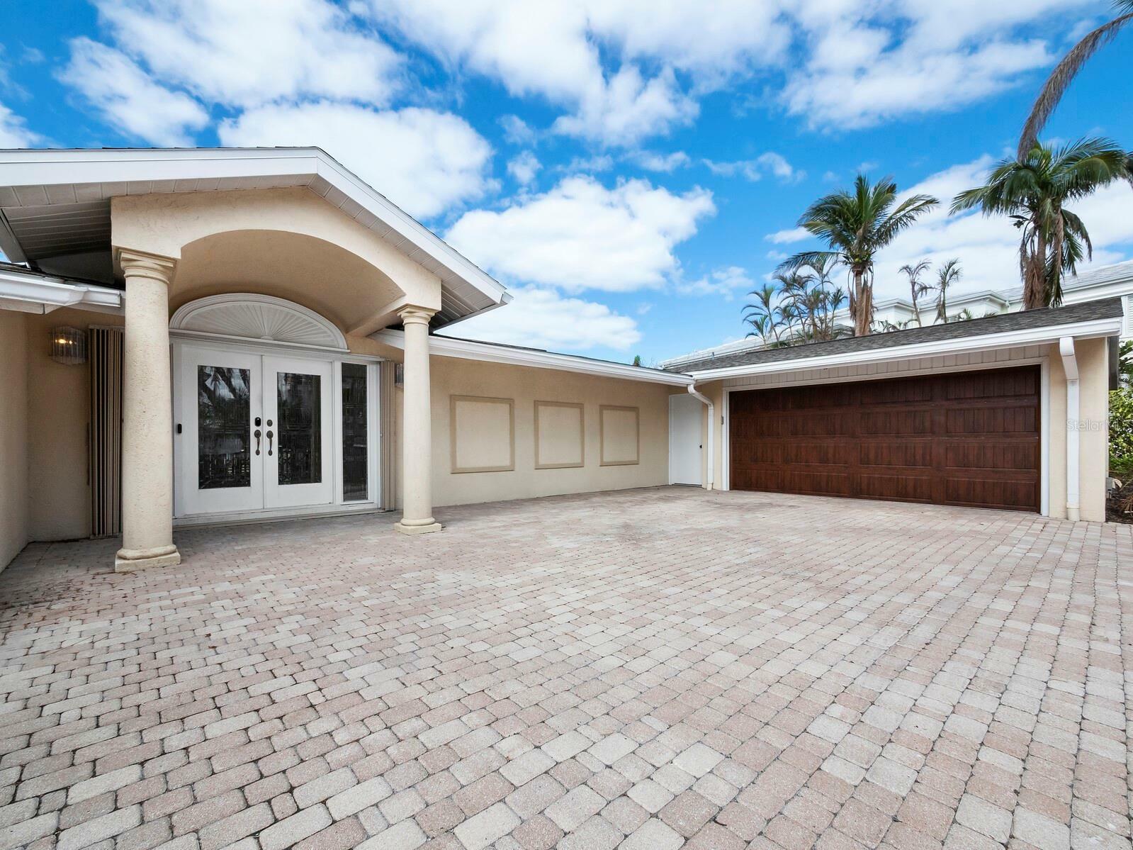 Property Photo:  597 Cutter Lane  FL 34228 