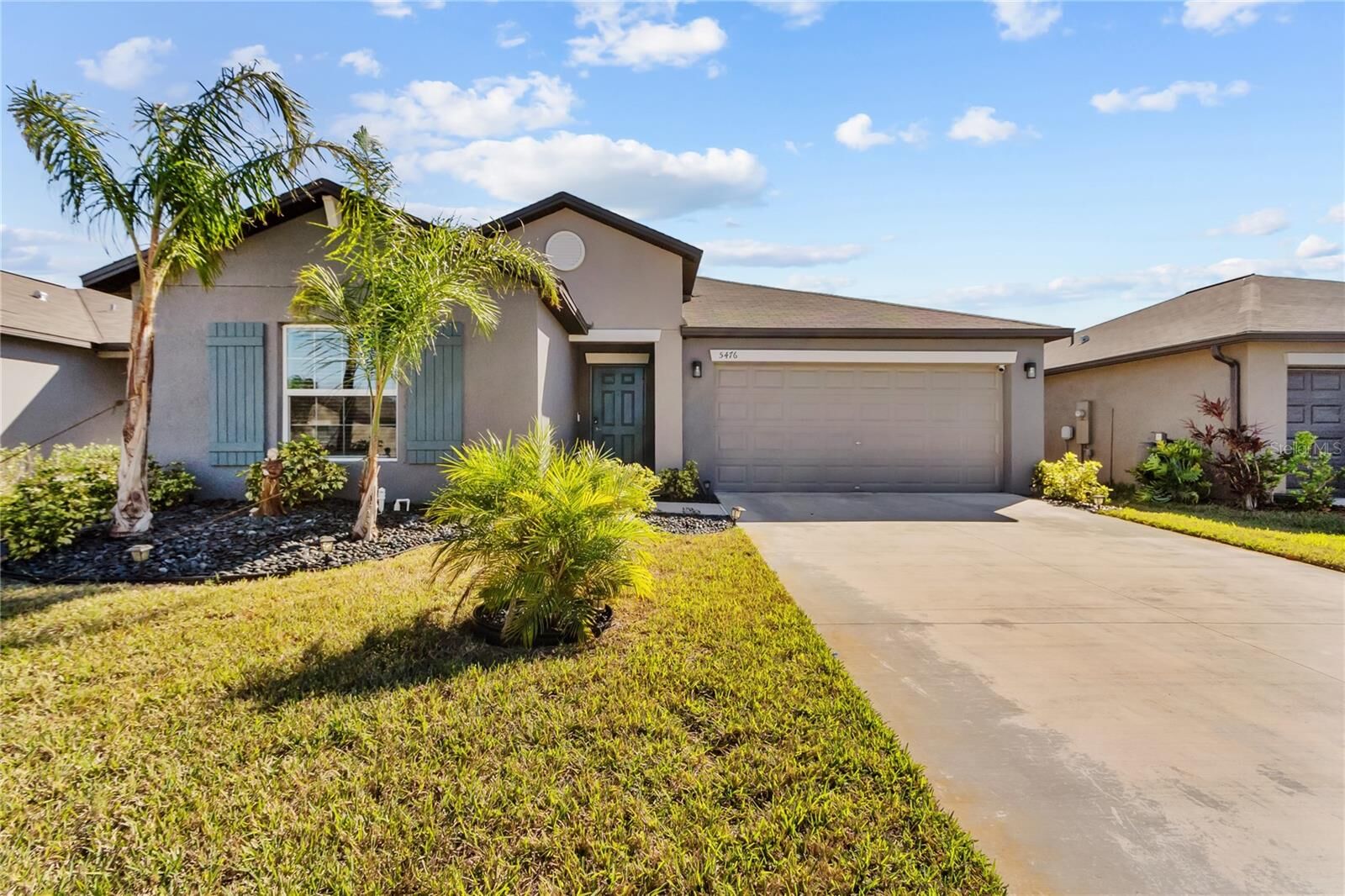 Property Photo: 5476 Blue Azure Drive FL 33598