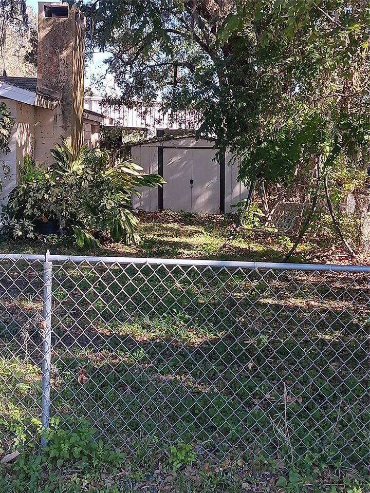 Property Photo: 5017 Cornell Street FL 33810