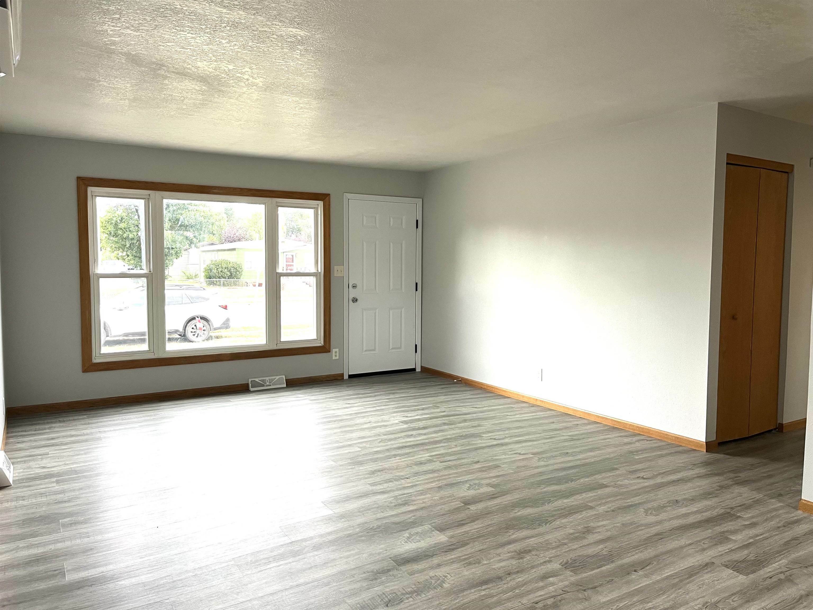 Property Photo:  433 E Anamosa Street  SD 57701 