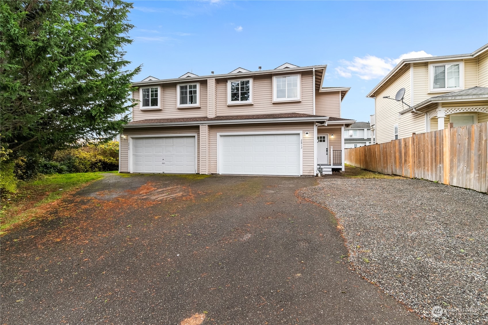 Property Photo:  2813 Valencia Street  WA 98226 