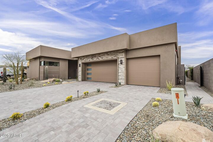 Property Photo:  37200 N Cave Creek Road 1023  AZ 85262 