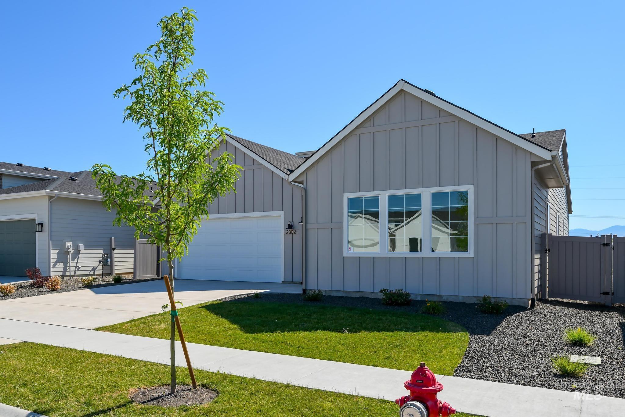 Property Photo: 2302 N Leatherwood Pl ID 83669