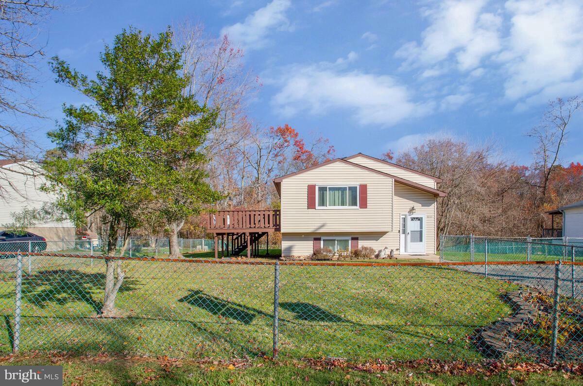 Property Photo:  8005 Stone Haven Drive  MD 21060 