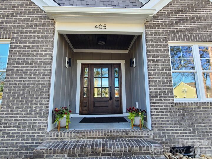 Property Photo:  405 19th Avenue Circle NW  NC 28601 