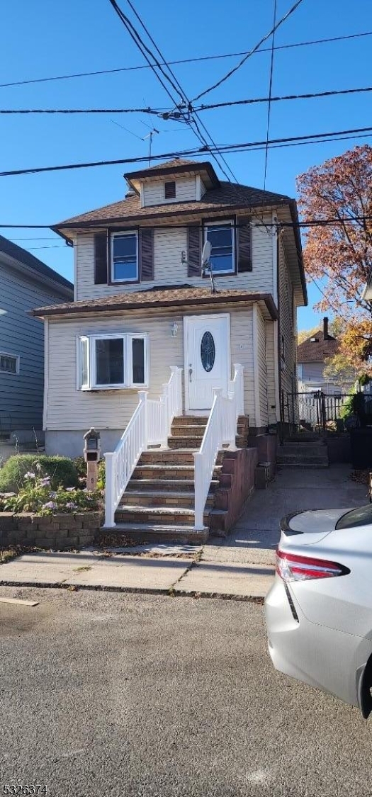 Property Photo:  215 Elm Ct  NJ 07208 