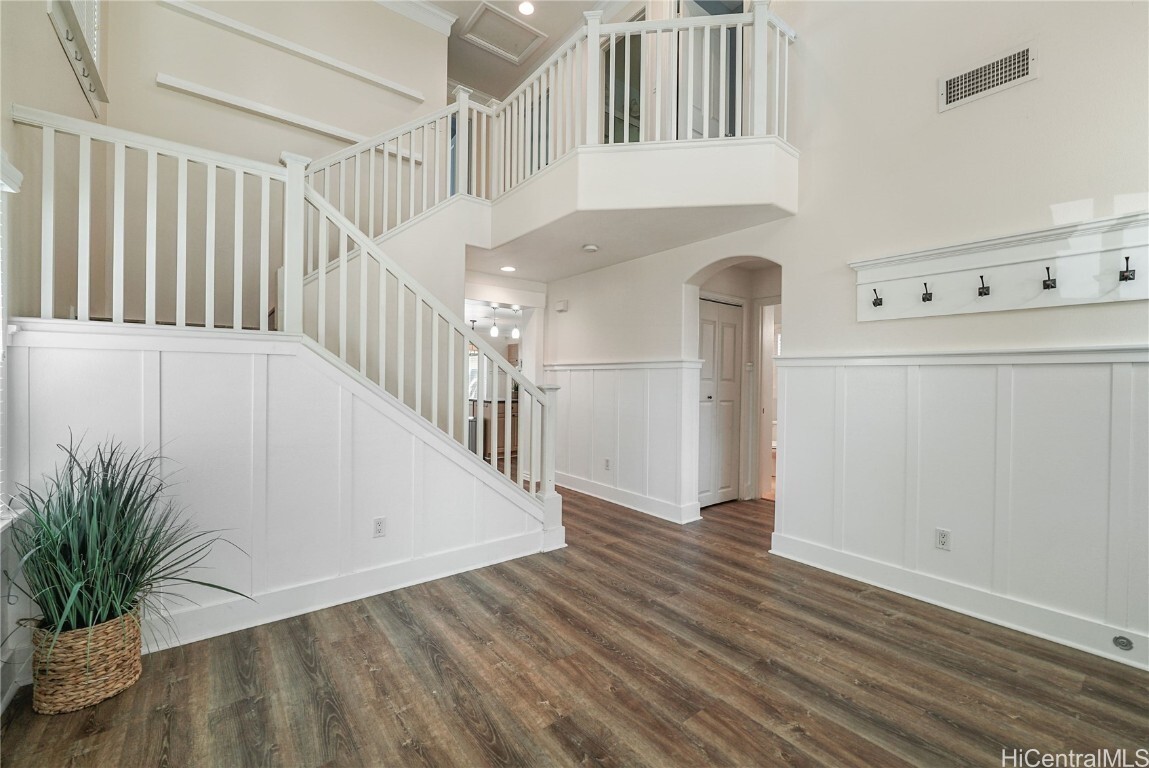 Property Photo: 91-1038 Kaihohonu Street HI 96706