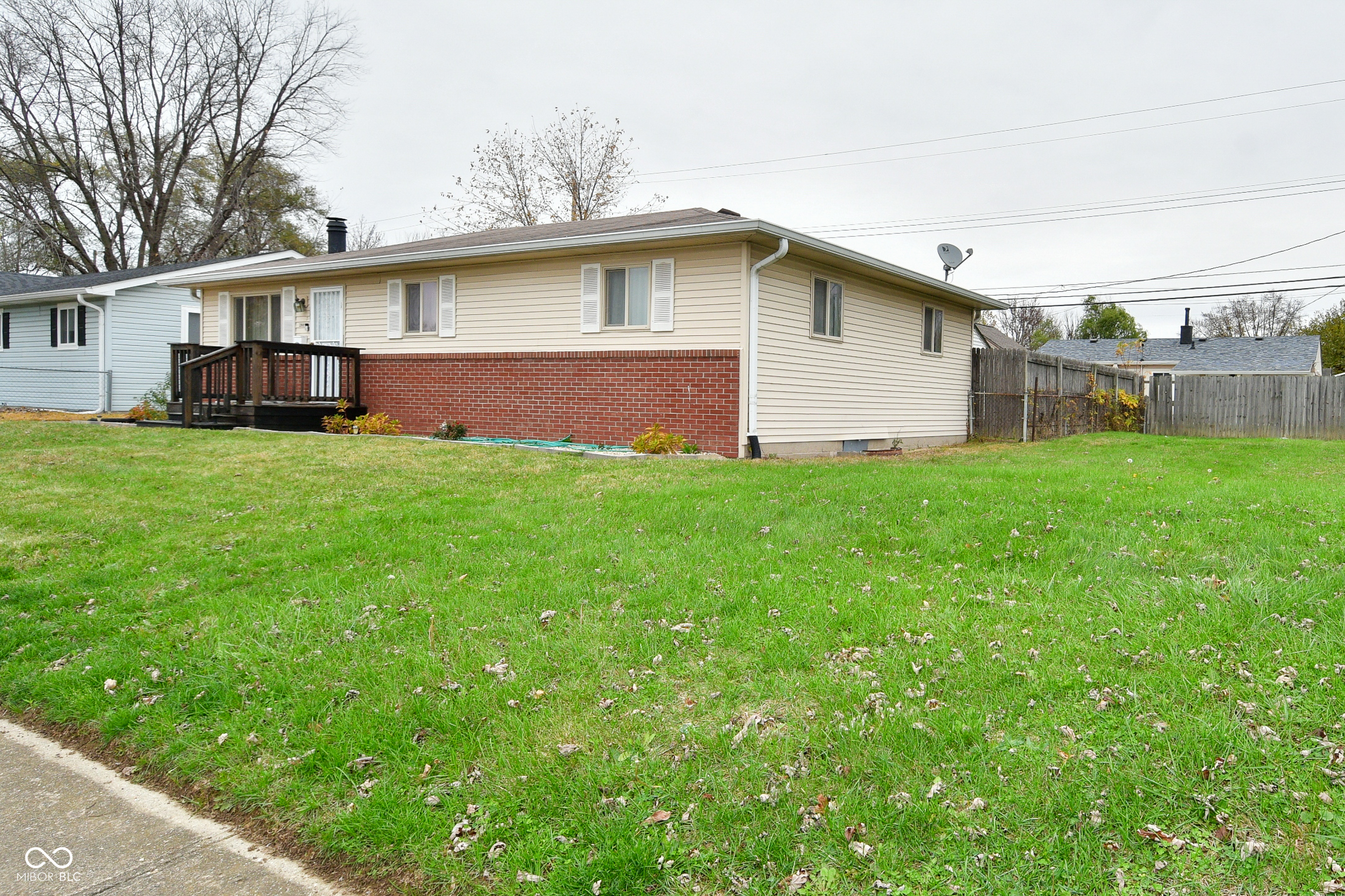 Property Photo:  2807 Dietz Street  IN 46203 