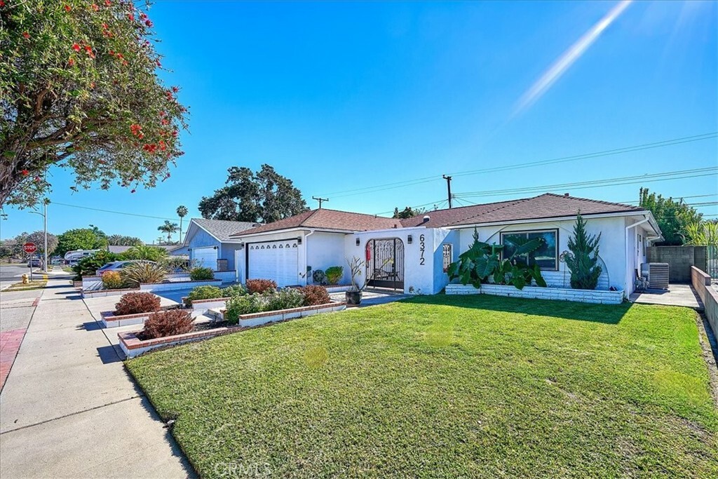 Property Photo:  6372 Larchwood Drive  CA 92647 