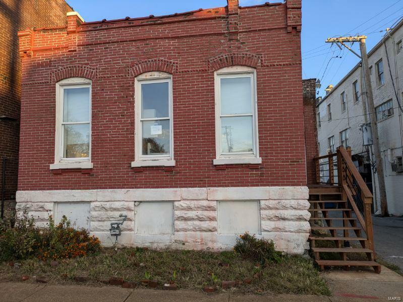 Property Photo:  3342 Iowa Avenue  MO 63118 