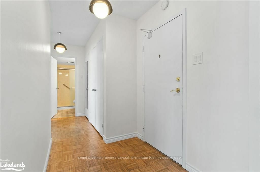 Property Photo:  860 9th St E 101  ON N4K 1R2 