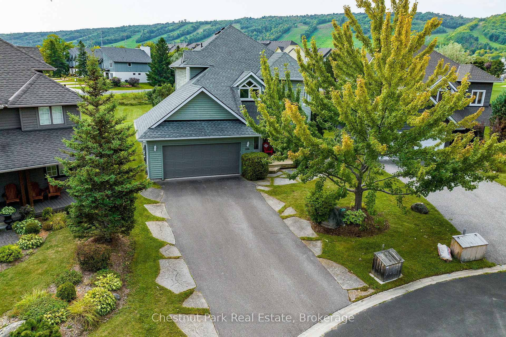 106 Crossan Court  Blue Mountains ON L9Y 0M3 photo