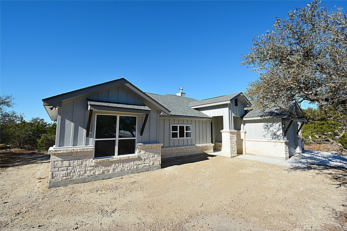 Property Photo:  1050 Madrone Road  TX 78623 