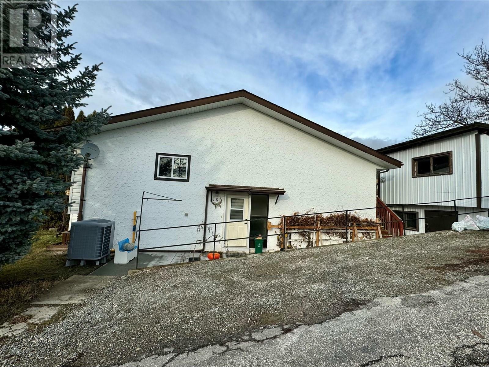 Property Photo:  706 Cedar Street  BC V0B 1G3 