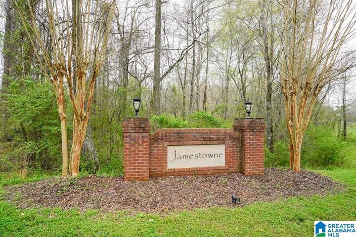 7542 Colonial Trace Circle 10  Bessemer AL 35022 photo