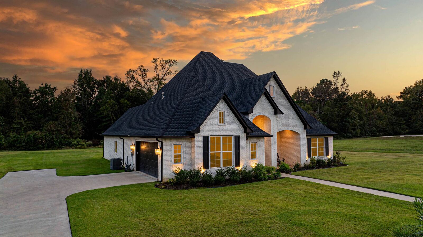 Property Photo:  502 Lost Creek Circle  TX 75605 