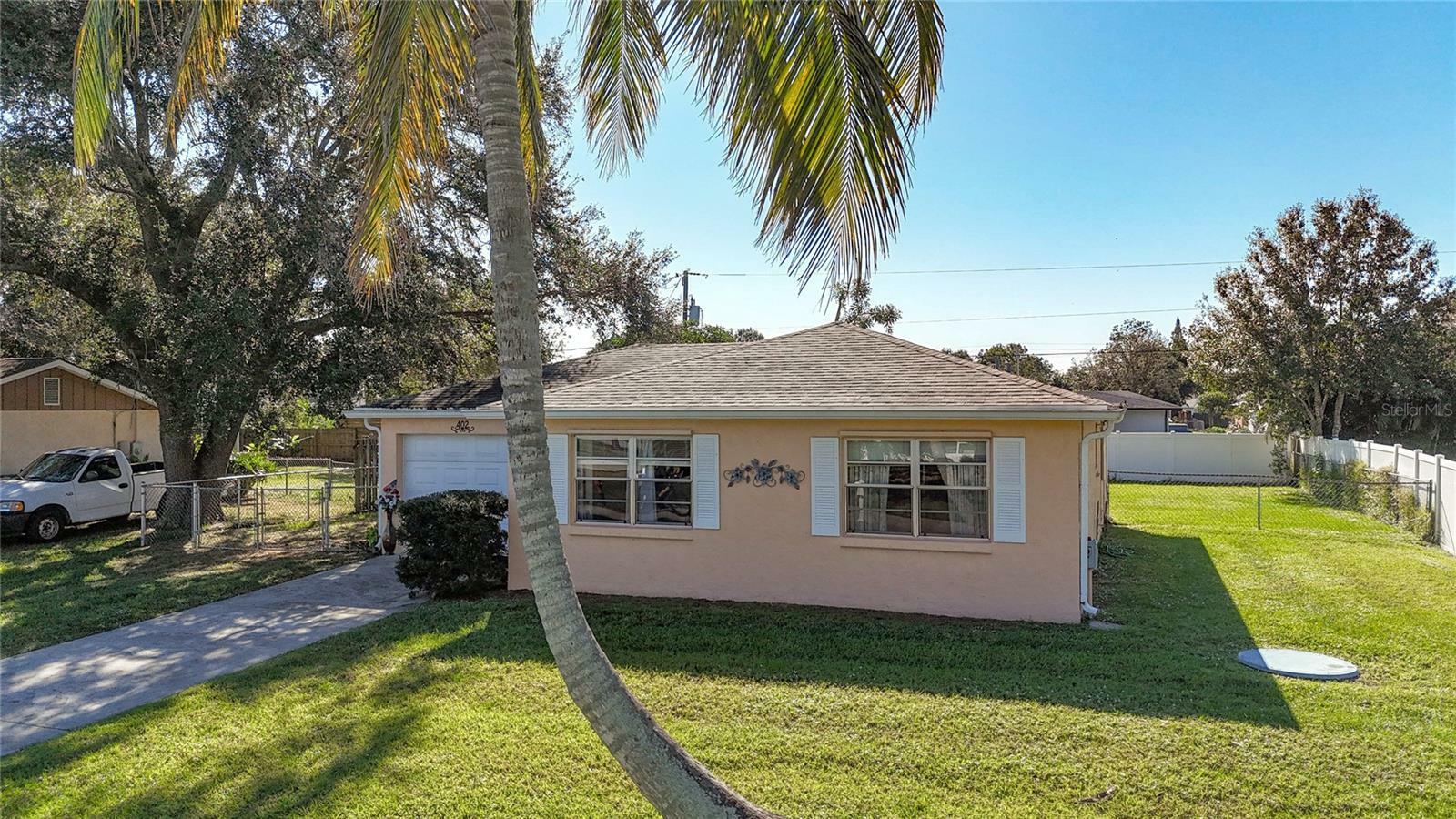 Property Photo:  402 NW Concord Drive  FL 34983 