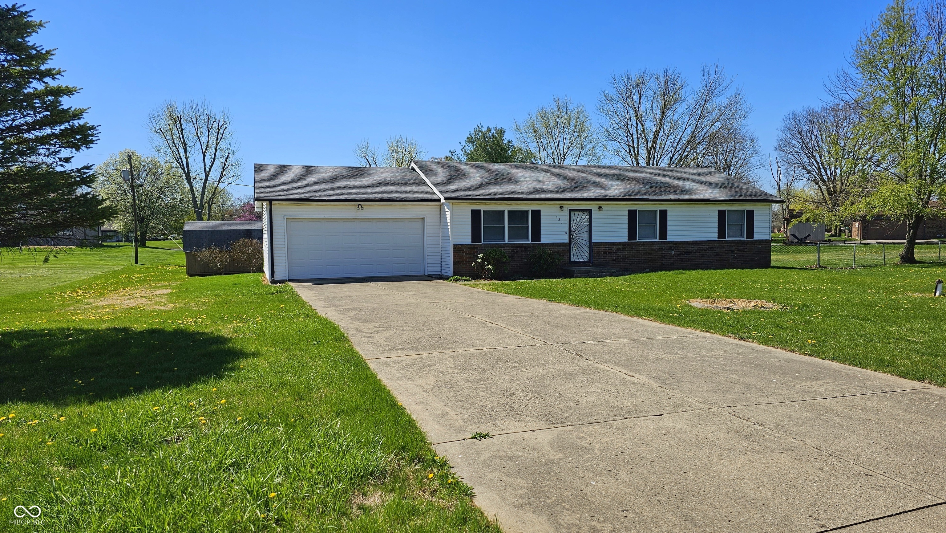 Property Photo:  433 Cedar Glen Drive  IN 46123 