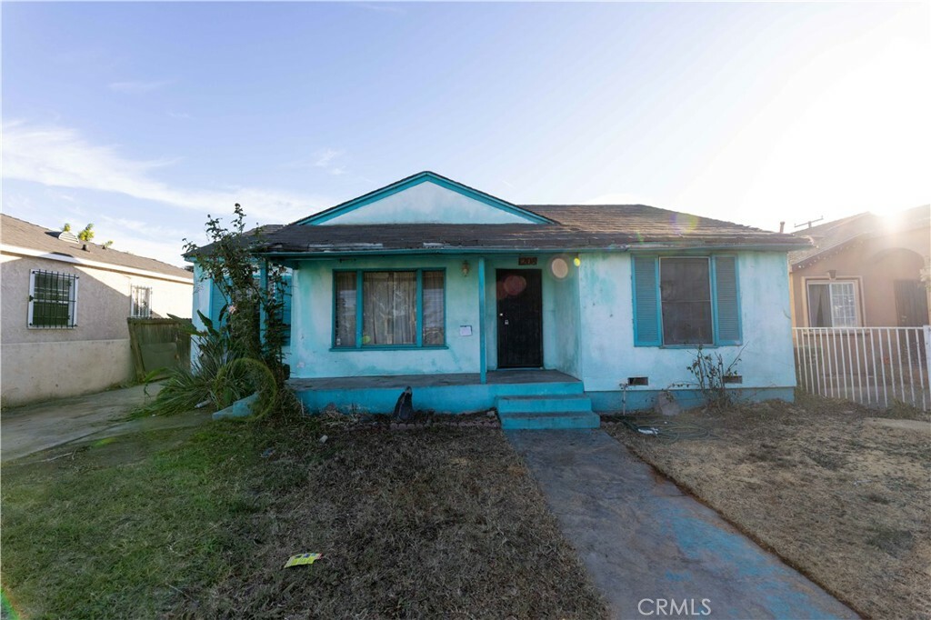 Property Photo:  1208 W 133rd Street  CA 90222 