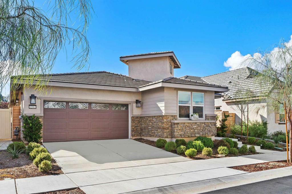 Property Photo:  32063 Hyacinth Way  CA 92591 