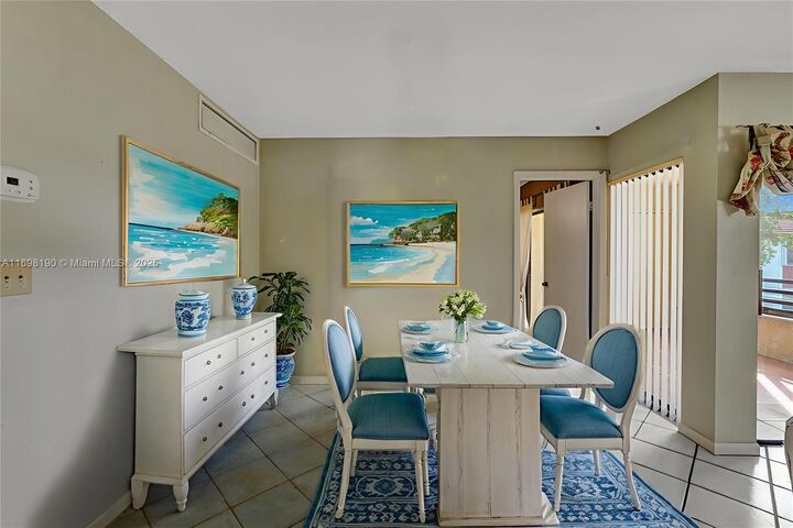 Property Photo:  1104 N Hiatus Rd 1104  FL 33026 