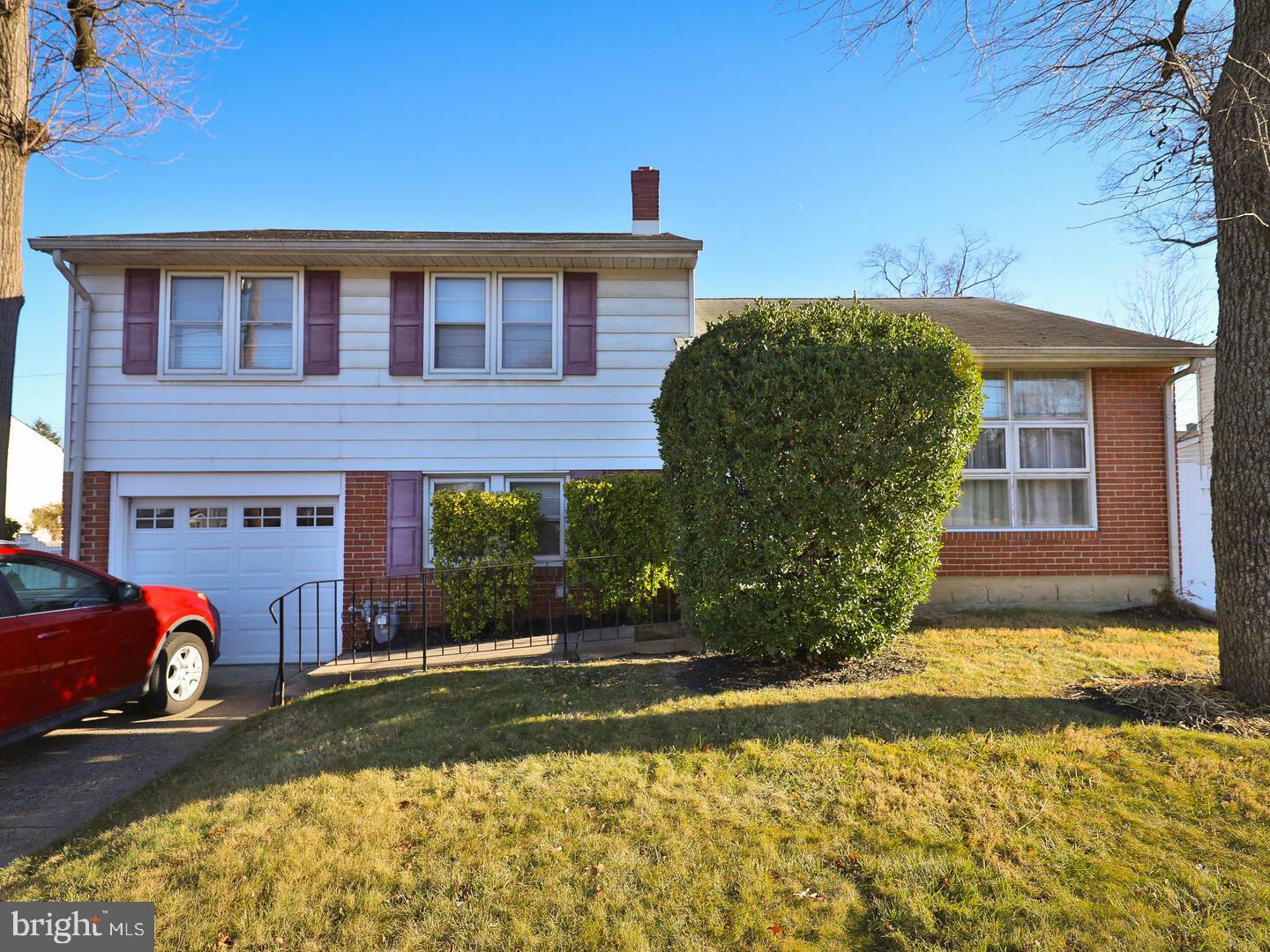 Property Photo:  1343 Fitzwatertown Road  PA 19001 