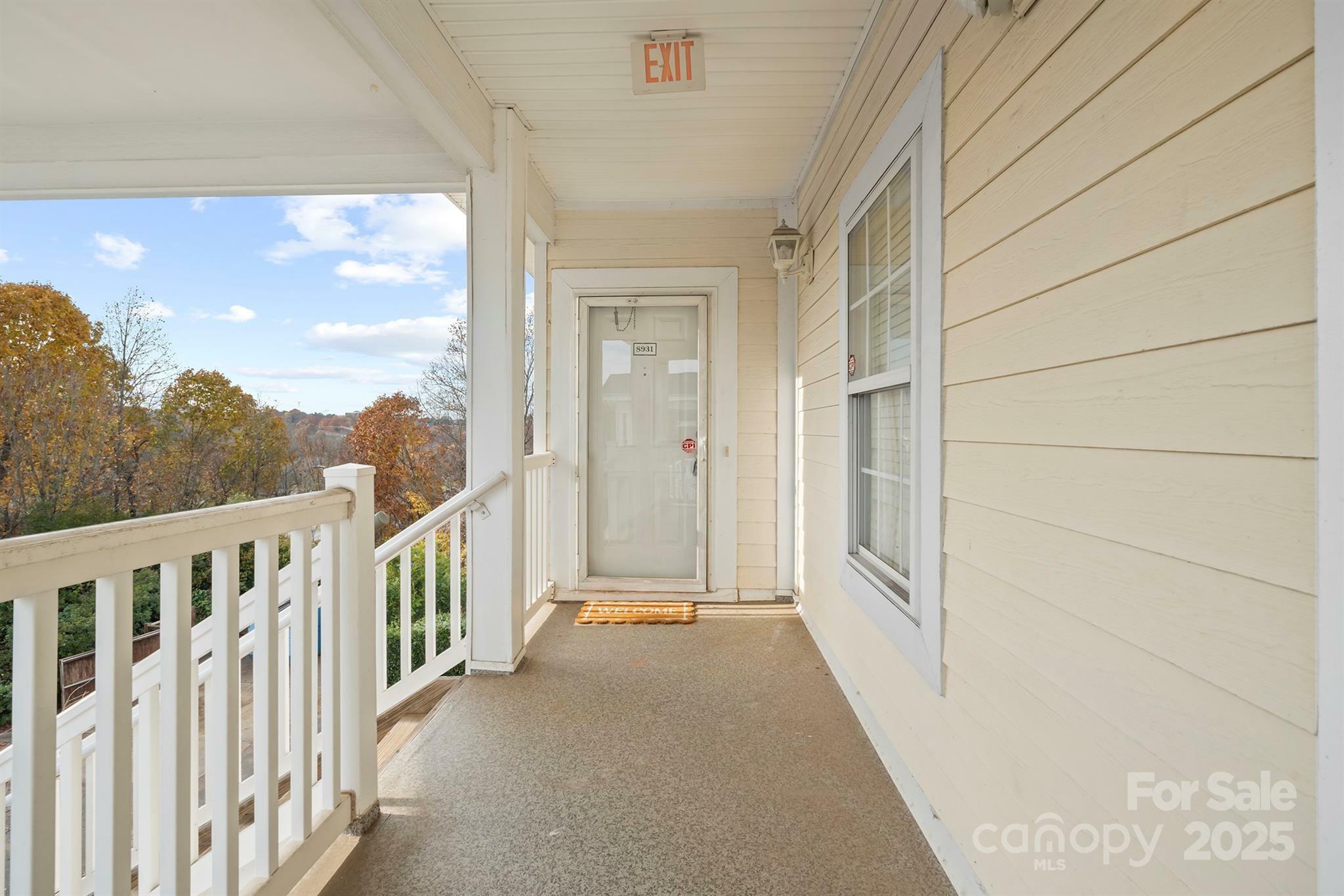 Property Photo: 8931 Meadow Vista Road NC 28213