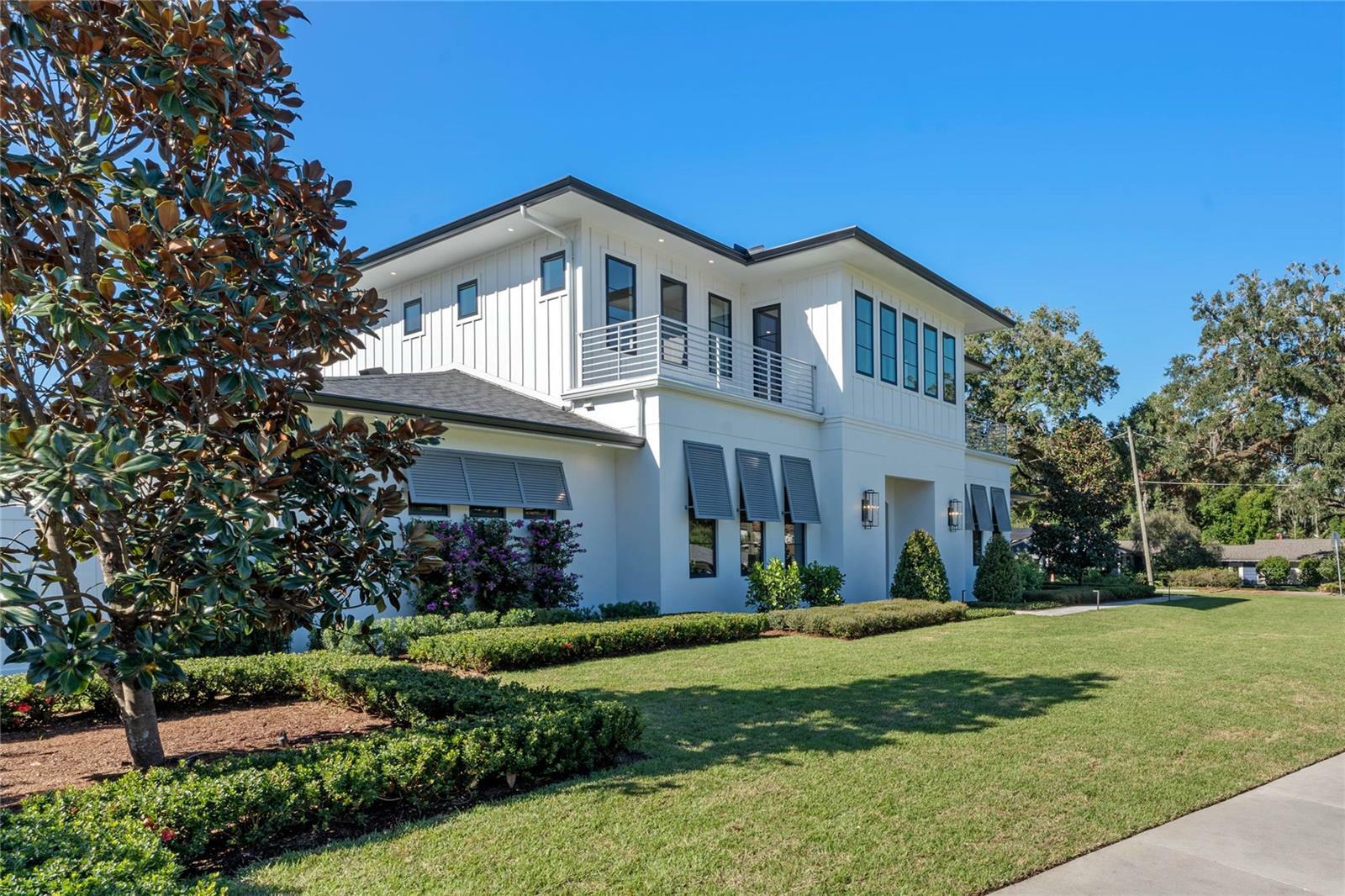 Property Photo: 1948 Rowena Avenue FL 32803
