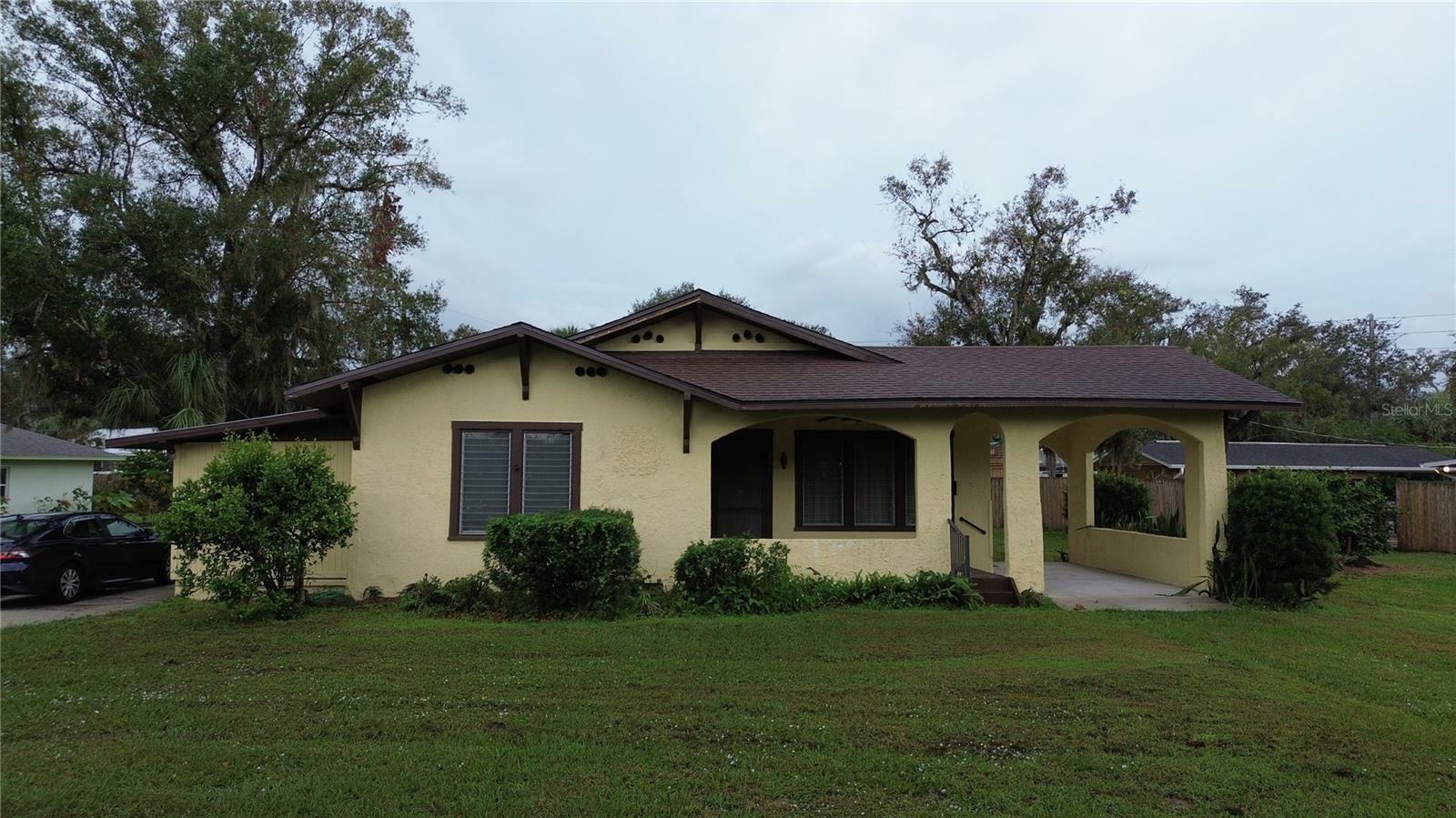 Property Photo:  903 Parkview Road  FL 34266 