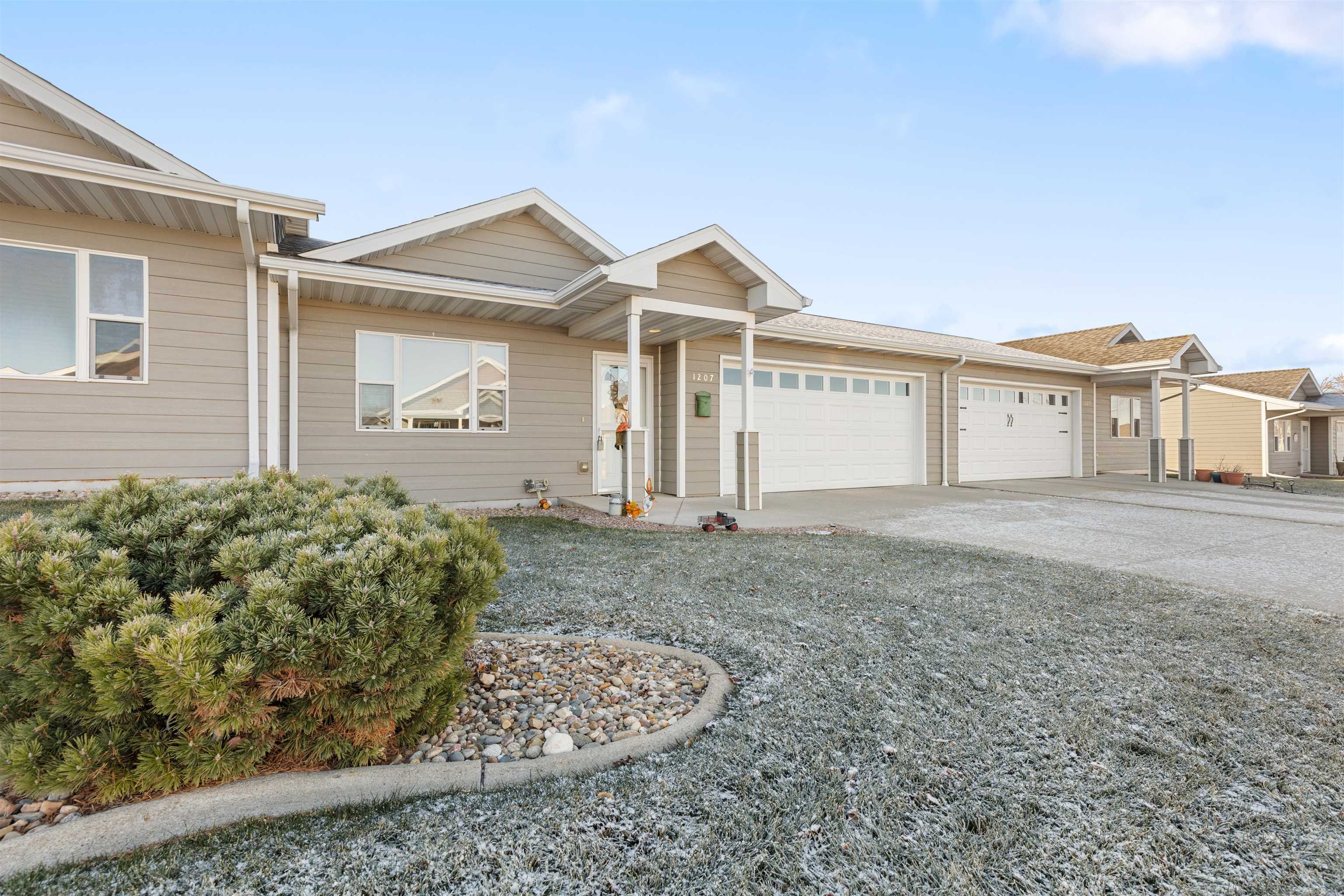 Property Photo:  1207 Silverbrook Lane  SD 57783 