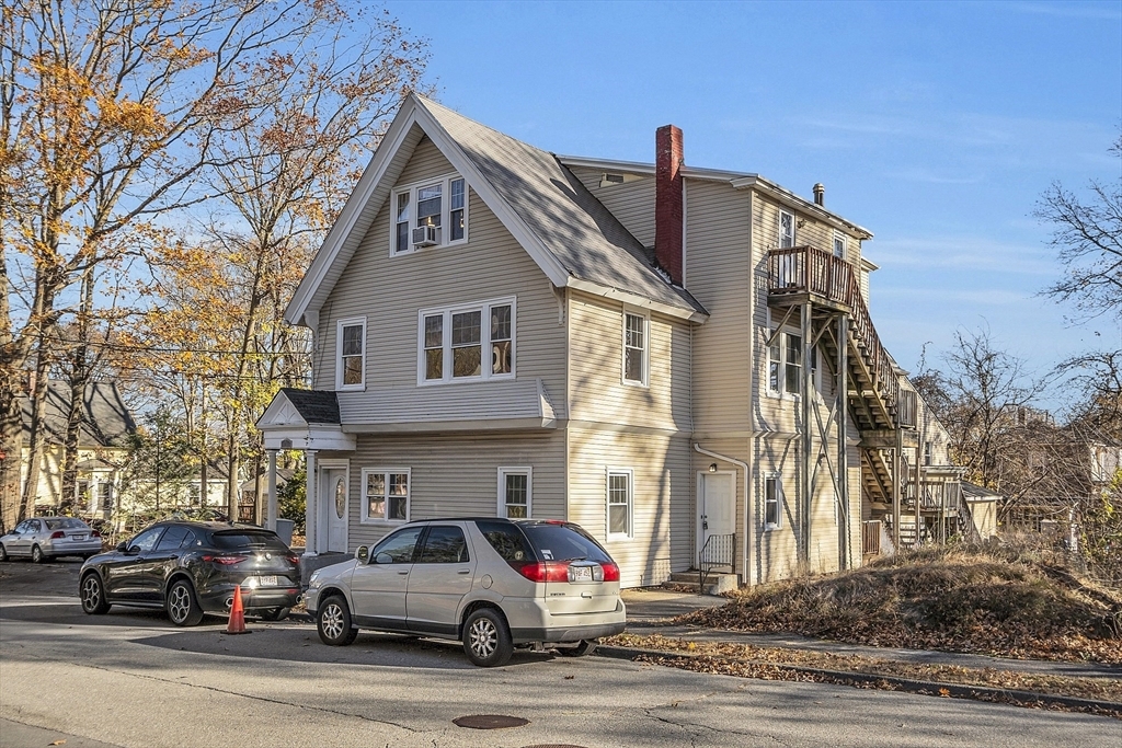 Property Photo:  91 Alvarado Ave  MA 01604 