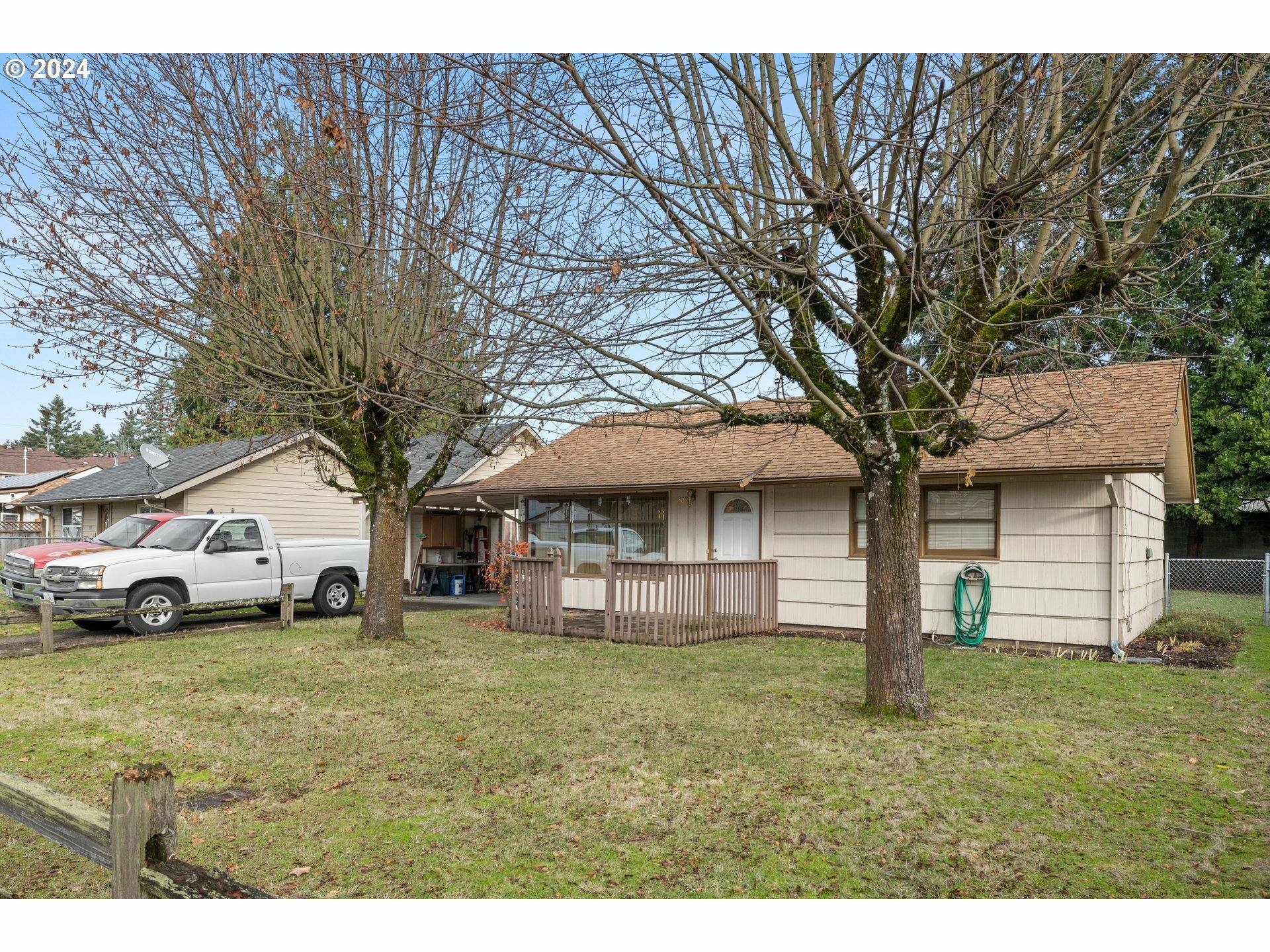 Property Photo:  308 NE 117th Ave  OR 97220 