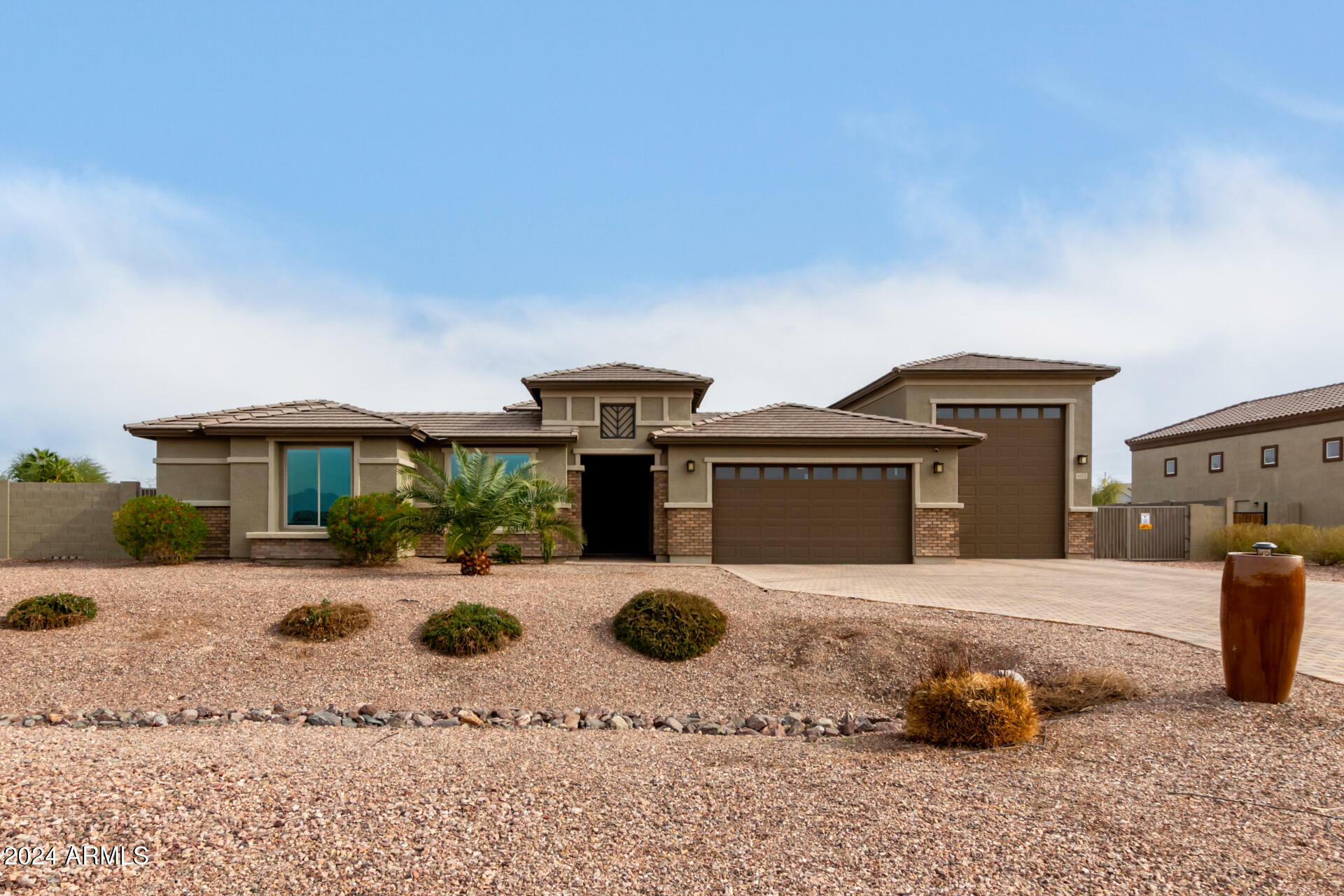 Property Photo:  6523 N 135th Drive  AZ 85307 