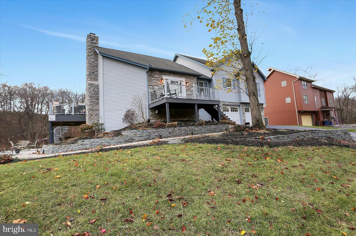 Property Photo:  228 Creekwood Drive  PA 17011 