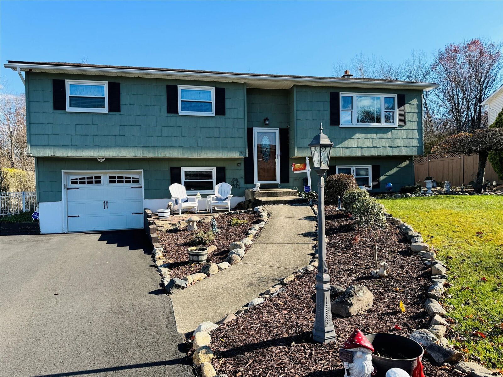 Property Photo:  97 Rolling Meadows Road  NY 10940 
