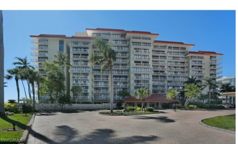 Property Photo:  180 Seaview Court 202  FL 34145 