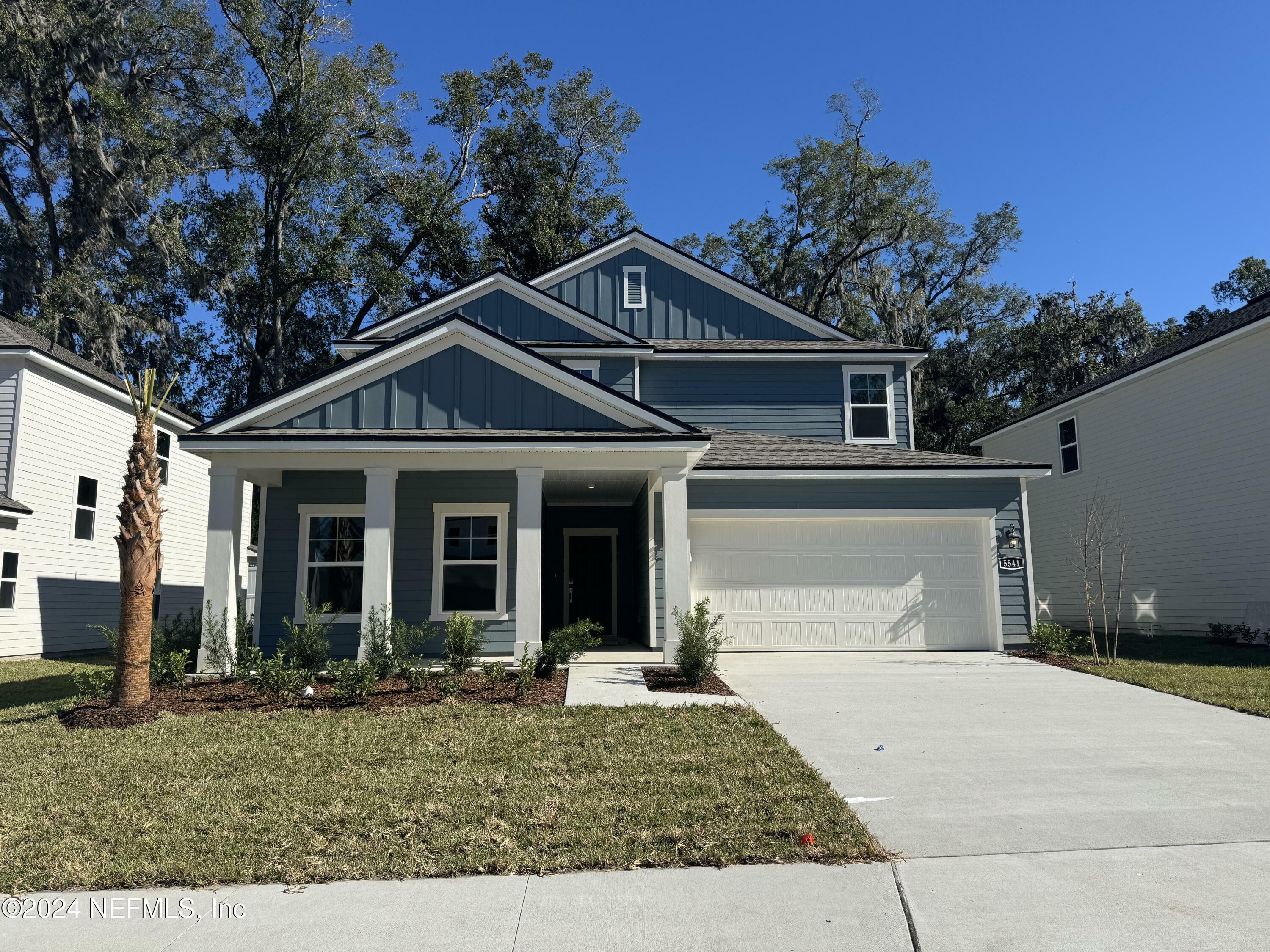 Property Photo: 5541 Tarsus Court FL 32207