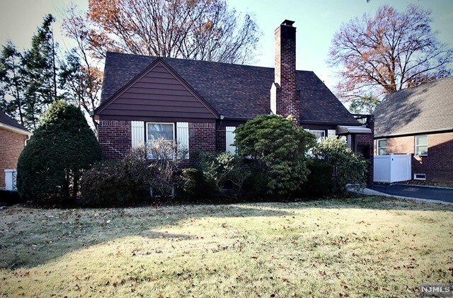 Property Photo:  5-24 Summit Avenue  NJ 07410 