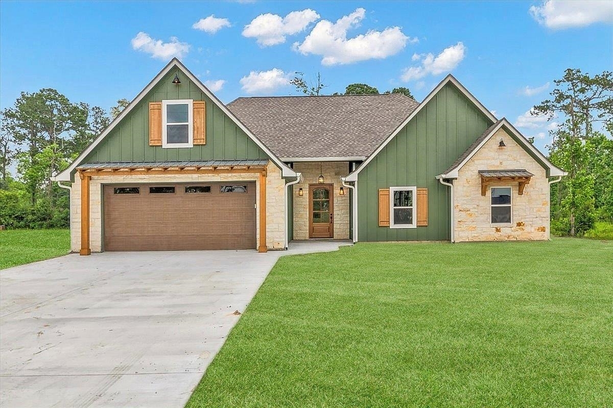 Property Photo:  2820 Cypress Shadow Lane  TX 77632 