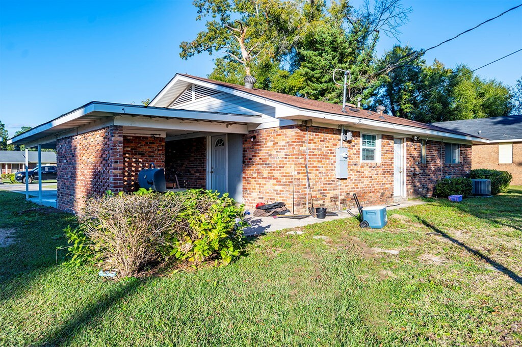 Property Photo:  2322 Tompkins Avenue  GA 31705 