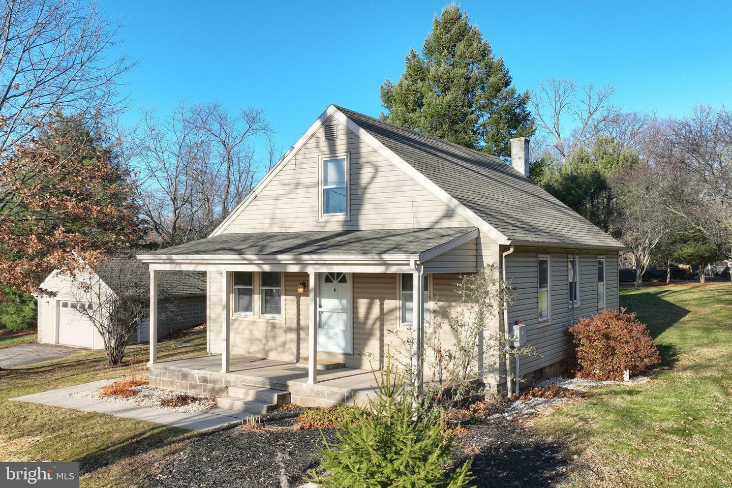 Property Photo:  553 Green Springs Road  PA 17404 