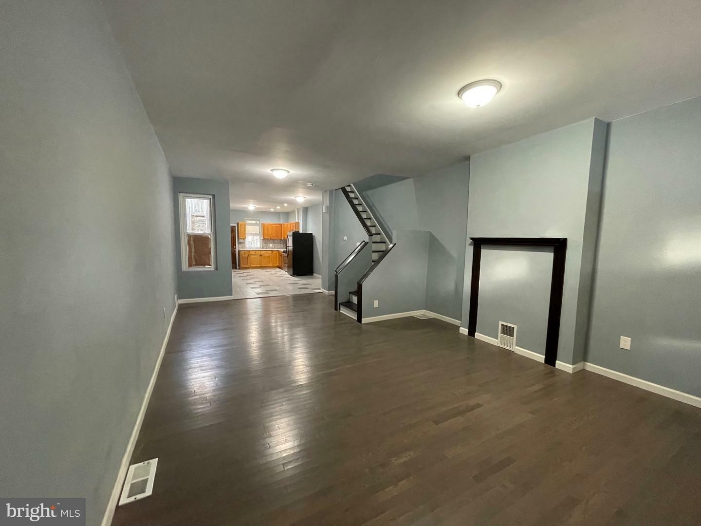 Property Photo:  637 Vine Street  NJ 08102 