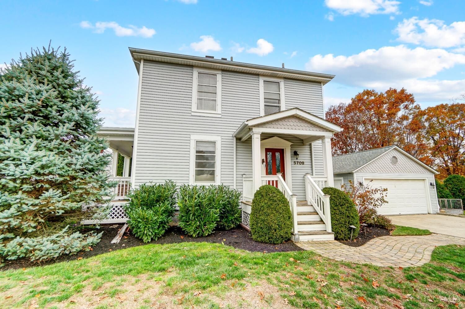 Property Photo:  5709 Kenwood Road  OH 45243 