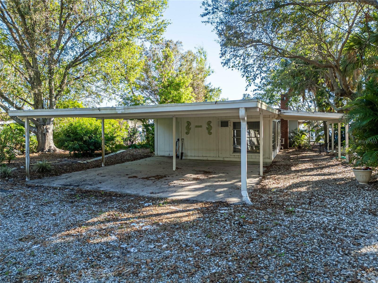 Property Photo:  108 Addison Drive  FL 33980 