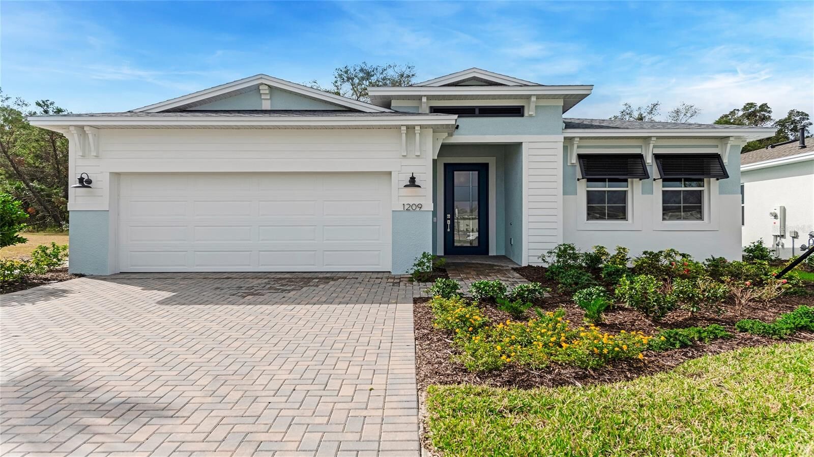 Property Photo:  1209 Cresswind Boulevard  FL 32724 